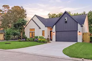 2023 Viking Dr Dr, Houston, TX 77018 - Photo 1