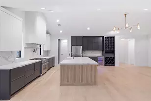 2023 Viking Dr Dr, Houston, TX 77018 - Photo 25