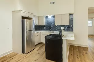 2305 55th St, Galveston, TX 77551 - Photo 5