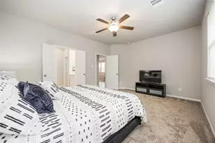 7047 Silverleaf Oak St, Conroe, TX 77304 - Photo 17