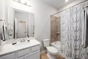 7047 Silverleaf Oak St, Conroe, TX 77304 - Photo 13