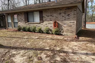 24608 Attwood Pl, Huntsville, TX 77320 - Photo 3