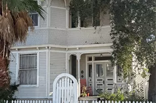 2223 Avenue K, Galveston, TX 77550 - Photo 9