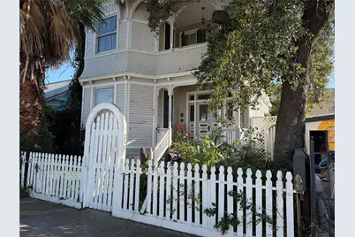 2223 Avenue K, Galveston, TX 77550 - Photo 3