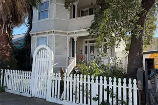 2223 Avenue K, Galveston, TX 77550 - Photo 3