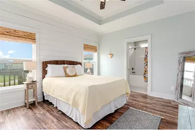 977 Clara Street, Crystal Beach, TX 77650 - Photo 3