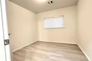 6818 Hampden Point Ct, Houston, TX 77040 - Photo 17