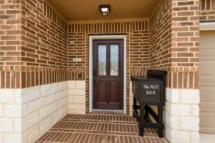 4605 Meadow Way Dr, Deer Park, TX 77536 - Photo 3