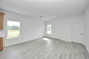 211 19th St, Hempstead, TX 77445 - Photo 11