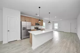 211 19th St, Hempstead, TX 77445 - Photo 13