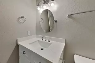 10 Windswept Oaks Pl, Conroe, TX 77385 - Photo 15