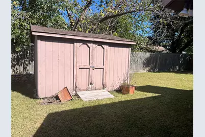 11702 Ensbrook Drive, Houston, TX 77099 - Photo 17