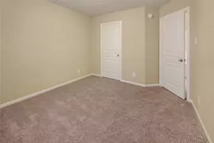 6939 Hazelnut Ln, Baytown, TX 77521 - Photo 15