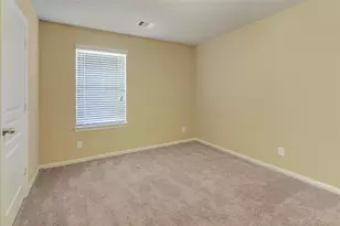 6939 Hazelnut Ln, Baytown, TX 77521 - Photo 13