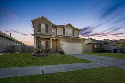 6939 Hazelnut Lane, Baytown, TX 77521 - Photo 1