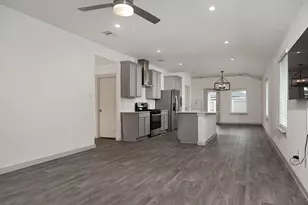 2909 Newington Ln, Houston, TX 77047 - Photo 3