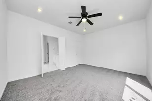 7902 Parnell St, Houston, TX 77051 - Photo 15