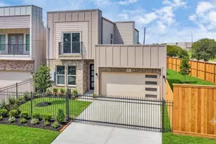 7902 Parnell St, Houston, TX 77051 - Photo 27