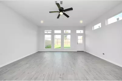 7902 Parnell Street #A, Houston, TX 77051 - Photo 9