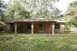 111 N McMillan Ave, Kirbyville, TX 75956 - Photo 1