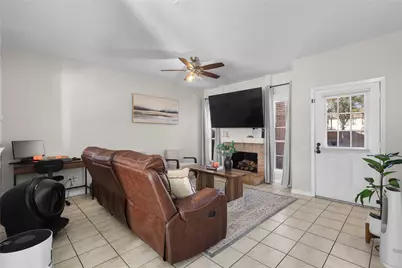 11710 Southlake Drive #40, Houston, TX 77077 - Photo 11