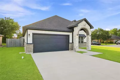 36 Prairie Oaks Drive, La Marque, TX 77510 - Photo 3