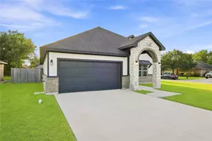 36 Prairie Oaks Dr, La Marque, TX 77510 - Photo 3