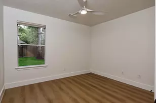 122 S Abram, The Woodlands, TX 77382 - Photo 19