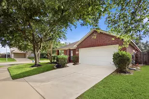 19226 Countryhills Ct, Spring, TX 77388 - Photo 5
