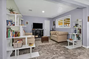 8422 Oakhaven Rd, La Porte, TX 77571 - Photo 19