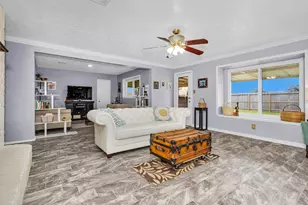 8422 Oakhaven Rd, La Porte, TX 77571 - Photo 7