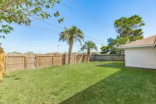 3206 Pine St, Galveston, TX 77551 - Photo 25