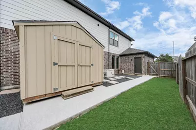 30706 Thicket Court, Fulshear, TX 77441 - Photo 39