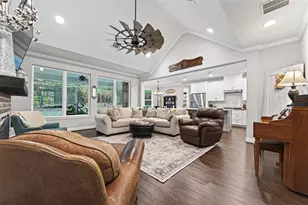 387 Grand Vw, Huntsville, TX 77340 - Photo 7