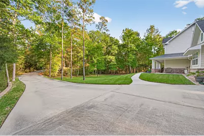 387 Grand View, Huntsville, TX 77340 - Photo 43