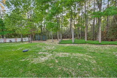 387 Grand View, Huntsville, TX 77340 - Photo 39