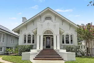 1602 Rosenberg St, Galveston, TX 77550 - Photo 1
