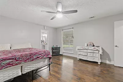 1910 E Navaho Trail, Katy, TX 77449 - Photo 13