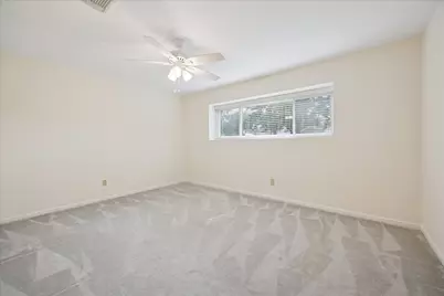 10050 Locke Lane, Houston, TX 77042 - Photo 19