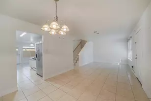 3815 E Traditions Ct, Houston, TX 77082 - Photo 13