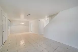 3815 E Traditions Ct, Houston, TX 77082 - Photo 15