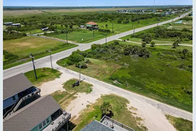 000 Gordon, Gilchrist, TX 77617 - Photo 11