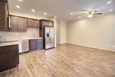 26148 Avenue E #B, Montgomery, TX 77356 - Photo 5