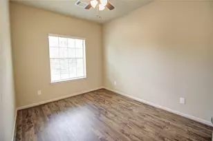 26148 Avenue E, Montgomery, TX 77356 - Photo 9