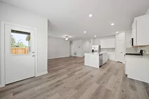 3609 Crawford St, Bay City, TX 77414 - Photo 17