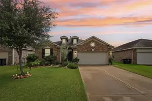 1498 Foshee Ct, Alvin, TX 77511 - Photo 1