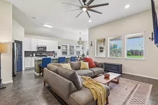 1498 Foshee Ct, Alvin, TX 77511 - Photo 5