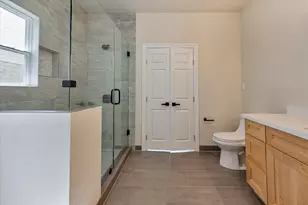 153 Bending Oaks Ln, Livingston, TX 77351 - Photo 21