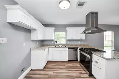 221 Highway 3 N, Texas City, TX 77591 - Photo 11