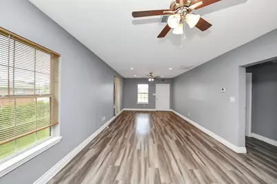 221 Highway 3 N, Texas City, TX 77591 - Photo 5